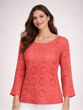New York & Company Soho Cropped eyelet lace top, women's size S